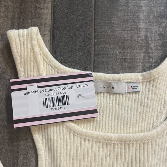 Lush Ribbed Cut Out Crop Top - Picture 2 of 3